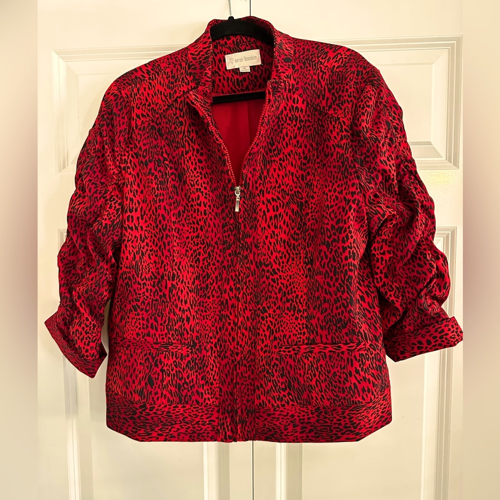 Erin London Vibrant Red and Black Patterned Blazer